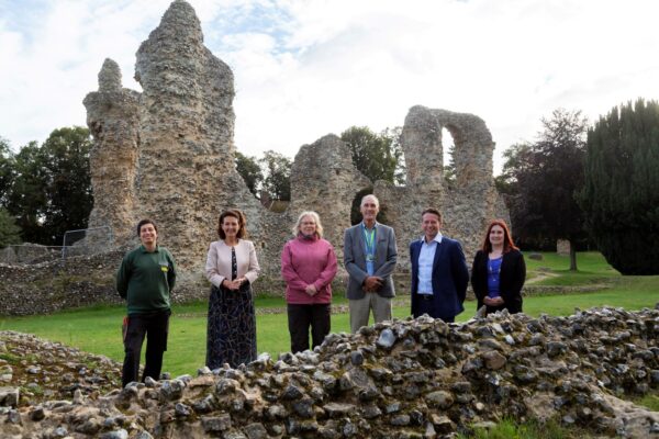 Tourism Minister takes a guided tour of the abbey